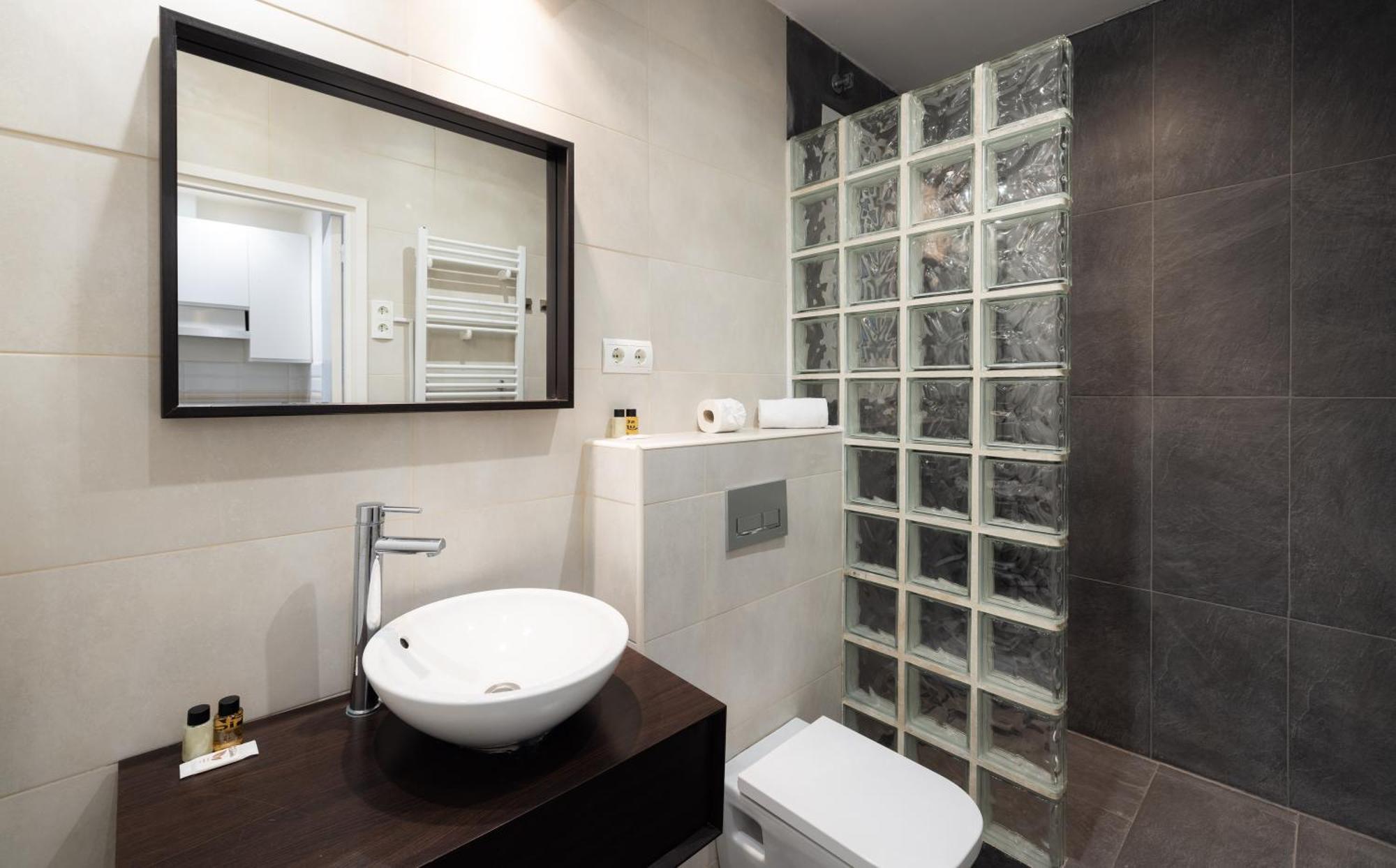 Stay U-Nique Apartments Radas Barcelona Bagian luar foto