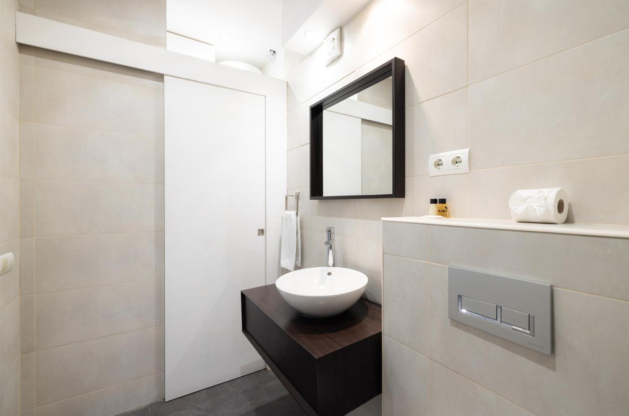 Stay U-Nique Apartments Radas Barcelona Bagian luar foto
